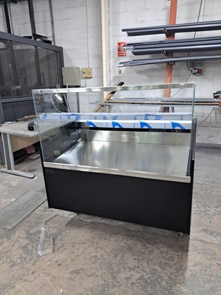 VITRINA MOSTRADOR CARNICERIA FABRICADA A MEDIDA