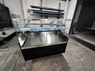 VITRINA MOSTRADOR CARNICERIA FABRICADA A MEDIDA