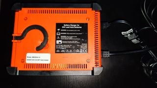Cargador Bahco para baterias 24V