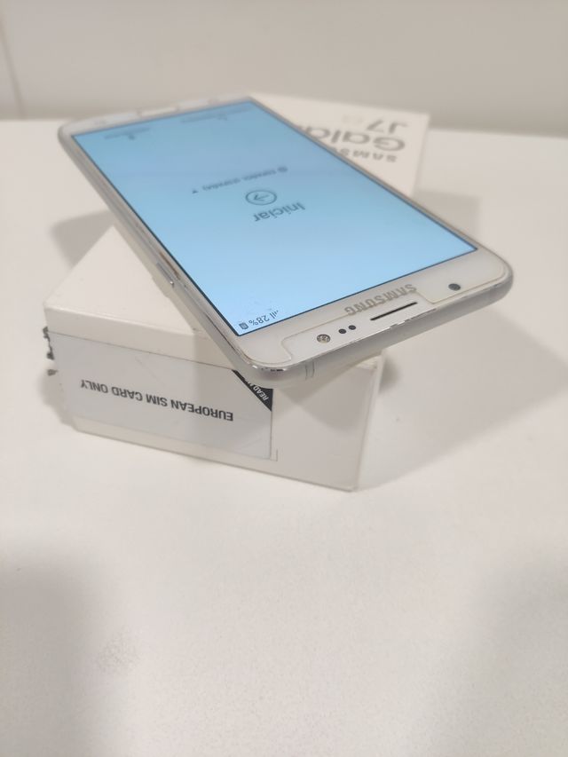 Samsung galaxy j7 6