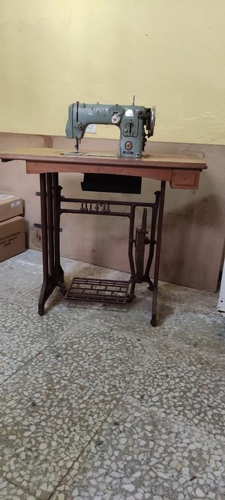 Maquina de coser alfa