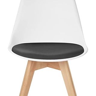 2 sillas  NUEVAS NORDICAS