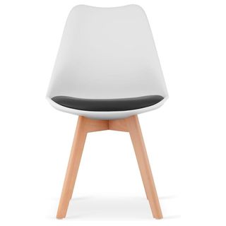 2 sillas  NUEVAS NORDICAS