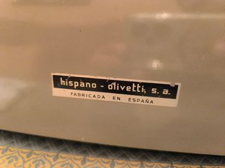 Maquina de escribir Olivetti Studio 44
