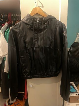 Chaqueta de cuero de Bershka