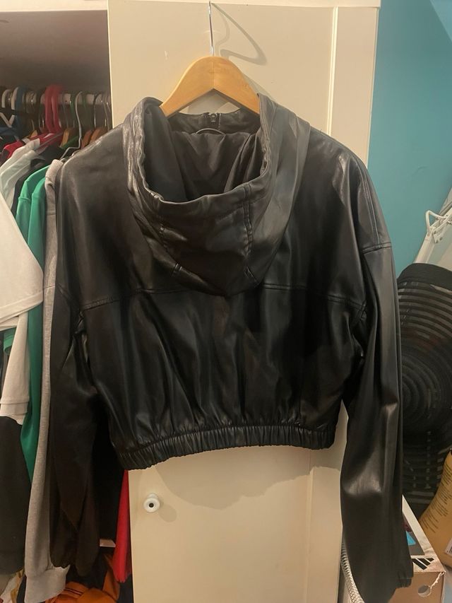 Chaqueta de cuero de Bershka
