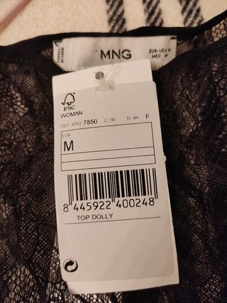 Top de encaje negro