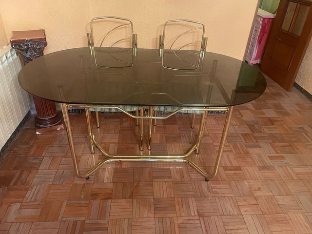 Mesa de comedor de cristal