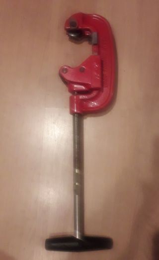 Cortatubos para acero y cobre