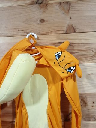 Disfraz de charizard cosplay