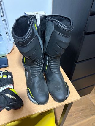 Mono moto dos piezas