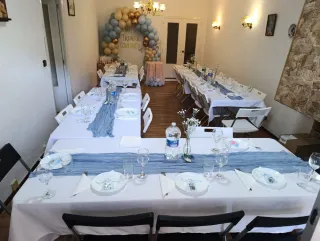 Alquiler de mesas y sillas para eventos