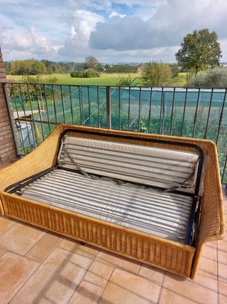 divano e poltrona letto