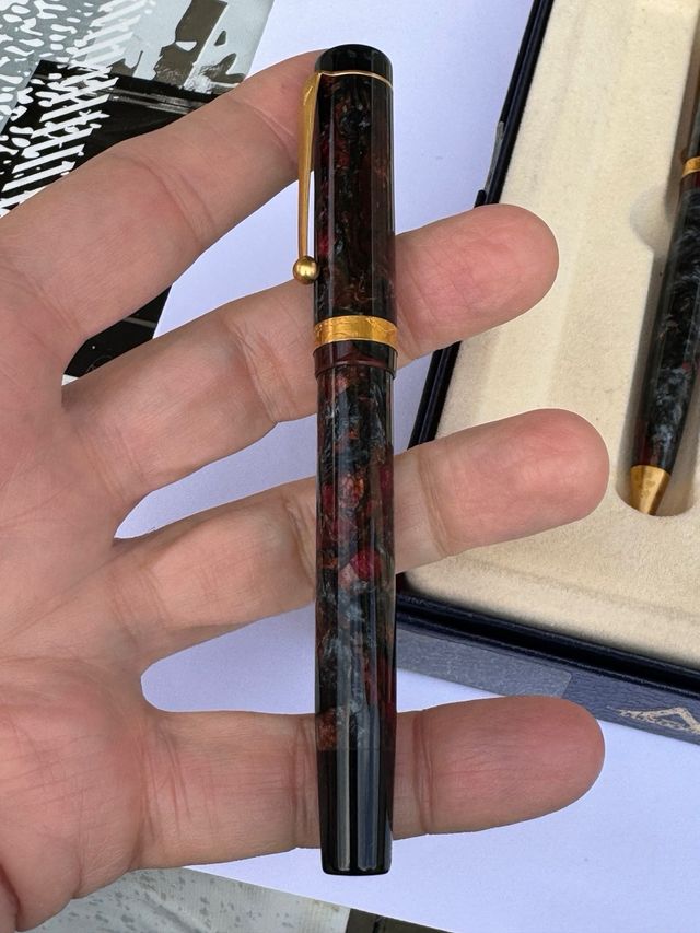 Set pluma y boligrafo Visconti