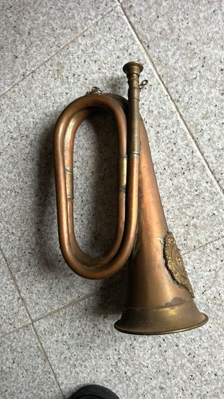trombetta in metallo