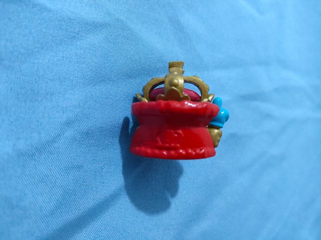 Superthings dorado súper raro.