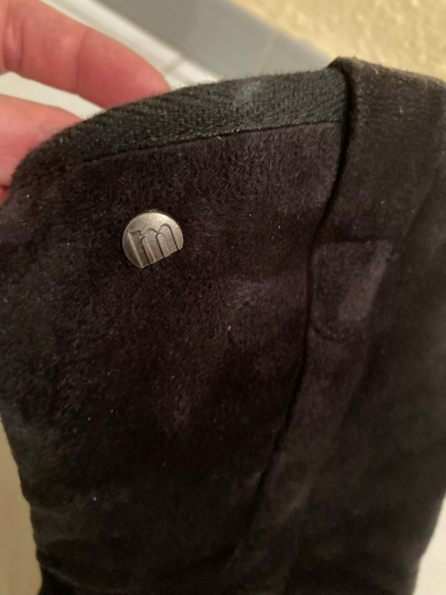 Botas negras con cuña invierno