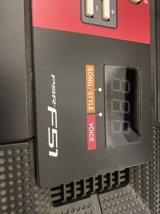 Piano electrónico Yamaha