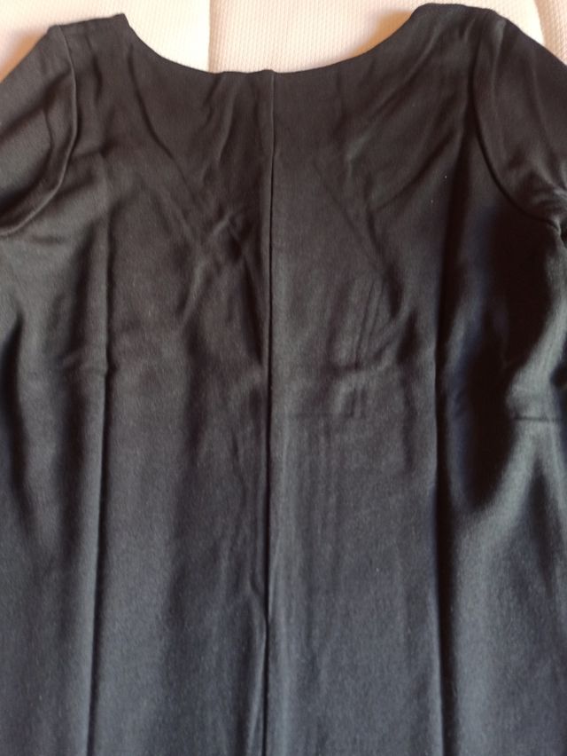 Vestido negro de Cortefiel