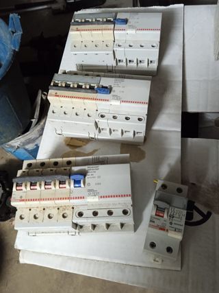 Differenziali magnetotermico vari