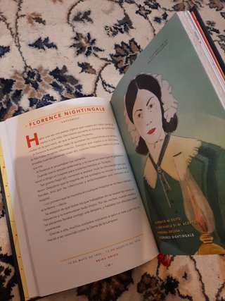 Cuentos de buenas noches para niñas rebeldes: 100 historias de mujeres extraordinarias