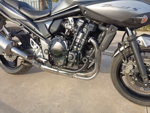 Suzuki bandit 650 s