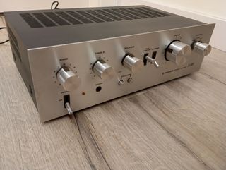 Amplificador Pioneer de época SA-5500II