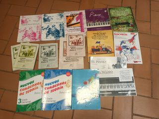 Libros de lenguaje musical y piano