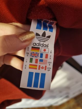 Sudadera Adidas gruesa roja granate