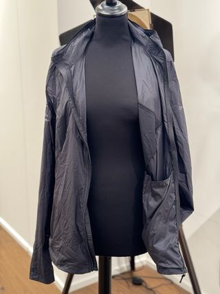 CRAFT Adv Essence Wind Jacket 