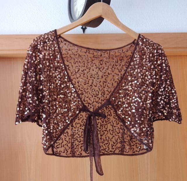 Chaqueta, bolero, top