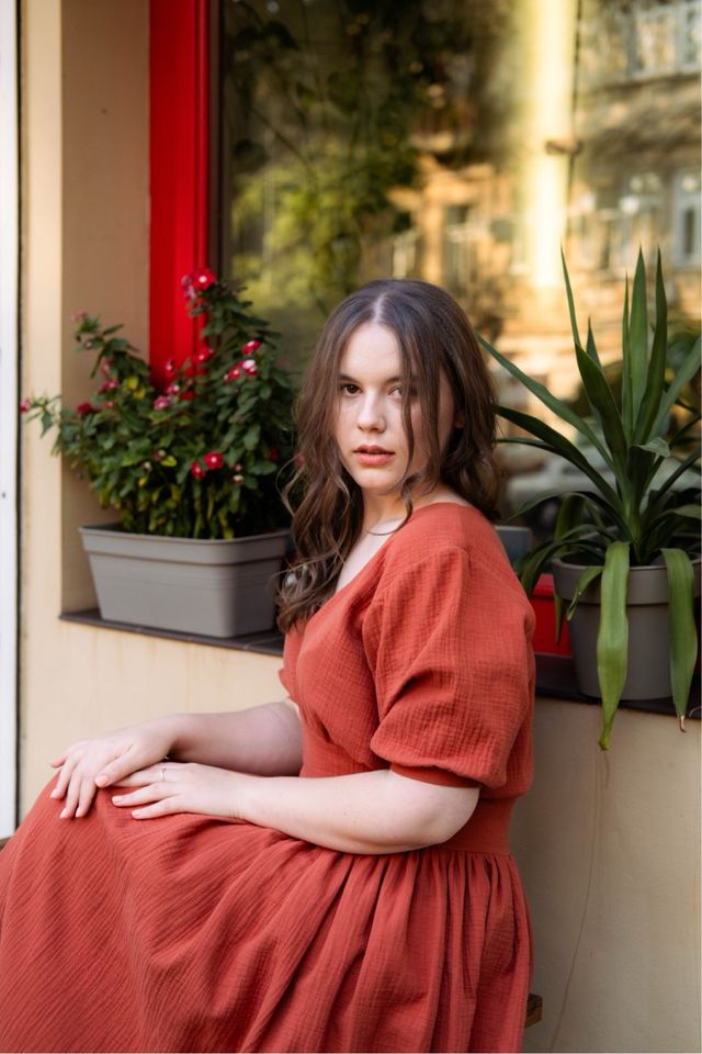 Vestido de algodón negro, rojo