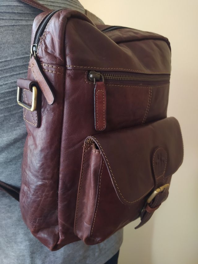 Mochila-bolso de piel unisex