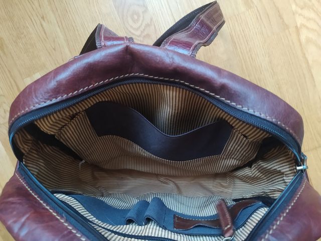 Mochila-bolso de piel unisex