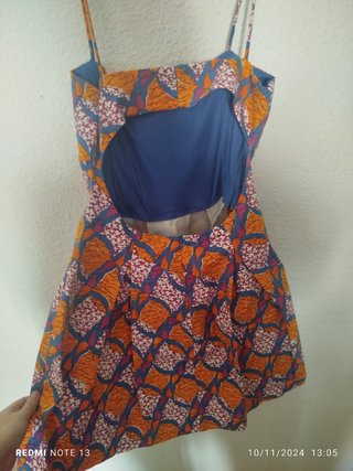 Vestido estampado de colores de trafaluc talla L