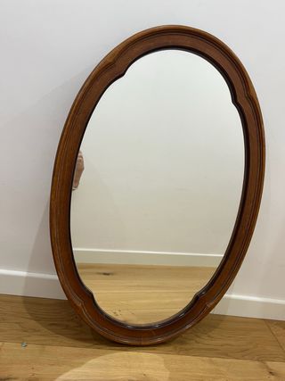 Espejo ovalado vintage antiguo