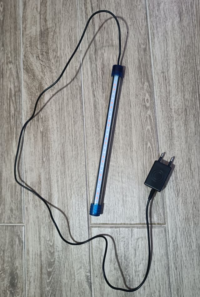 Luce led per acquario