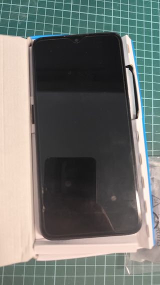 Telefono cellulare Alcatel 1S E