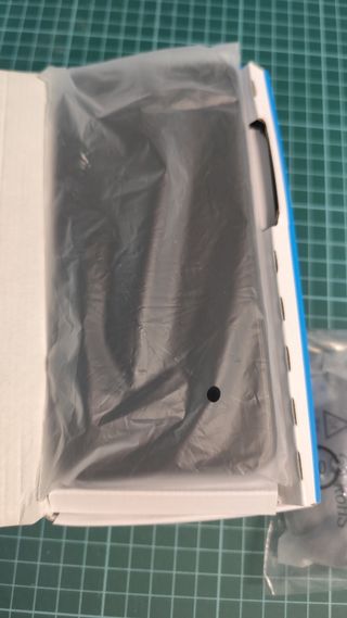 Telefono cellulare Alcatel 1S E