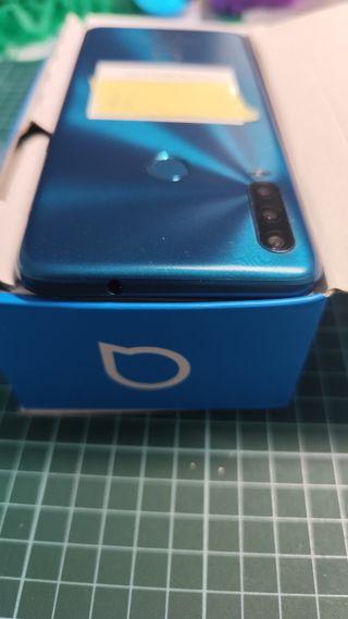 Telefono cellulare Alcatel 1S E