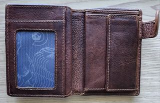 Cartera de piel Discovery