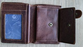 Cartera de piel Discovery