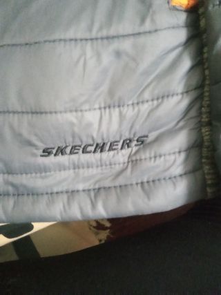 Cazadora Skechers 