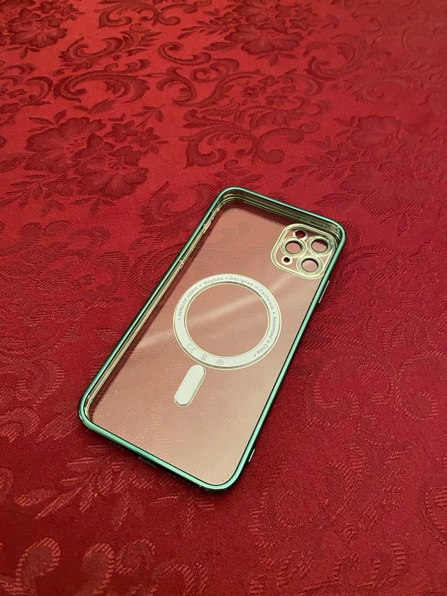 Cover iPhone 11 Pro Max Magsafe