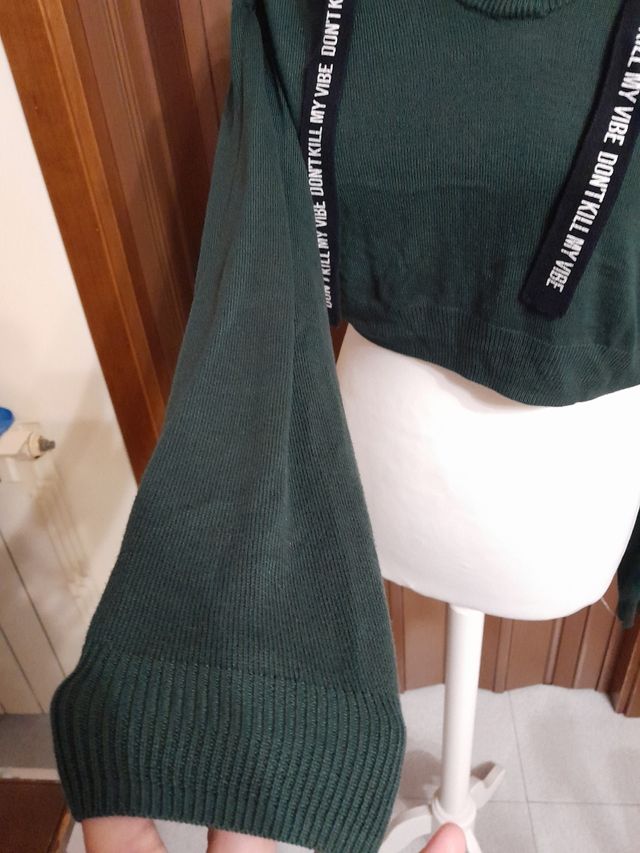 Maglioncino cropped cappuccio H&M