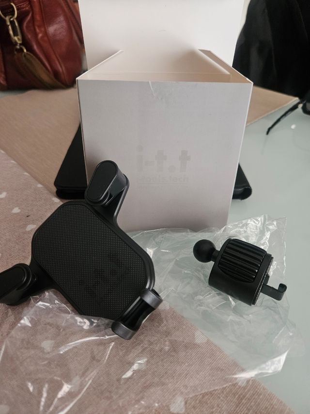 Porta cellulare per auto