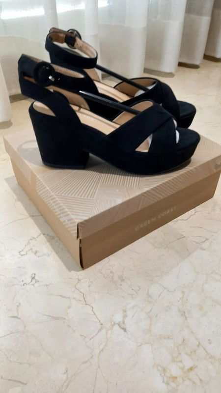 Sandalias marca Green Coast, con tacón