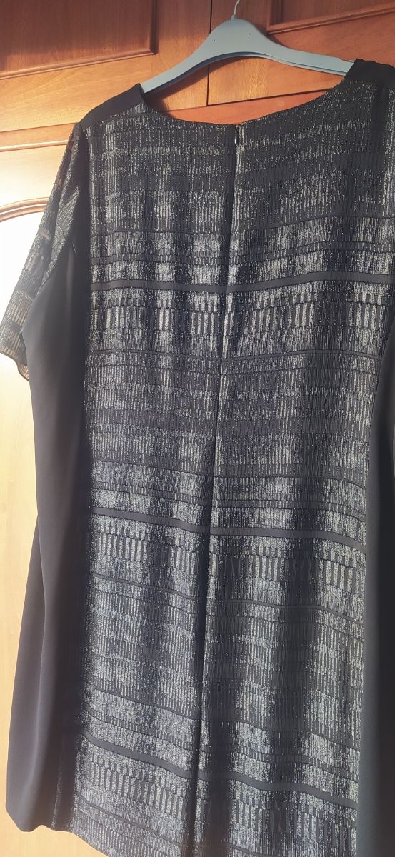 Sin estrenar Vestido negro fiesta estampado brillo