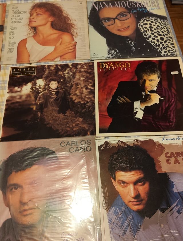 **VINILOS** ARTISTAS LA MAYORIA ESPAÑOLES**12 UND