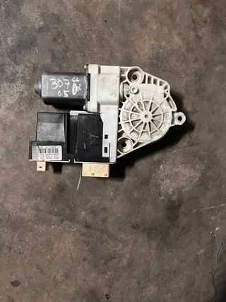 Motor elevalunas 307cc 
